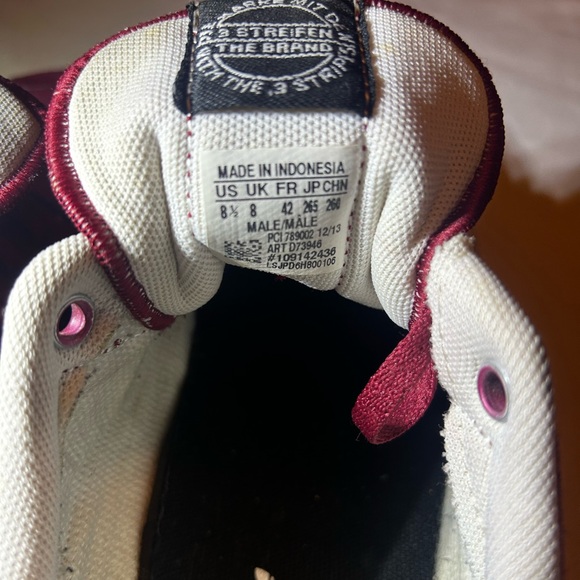 Adidas court striped shoes Men’s 8.5 Black/Cardinal Adidas Skate wear sneakers - Picture 6 of 7